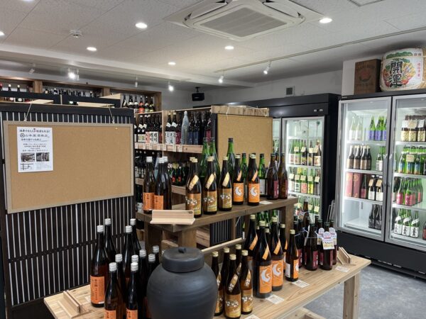山本屋酒商店店内